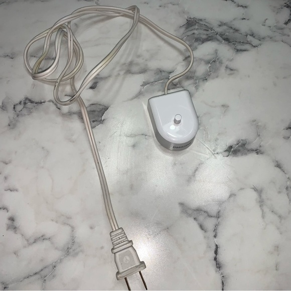 Philips electric toothbrush sonicare charger - Picture 1 of 7